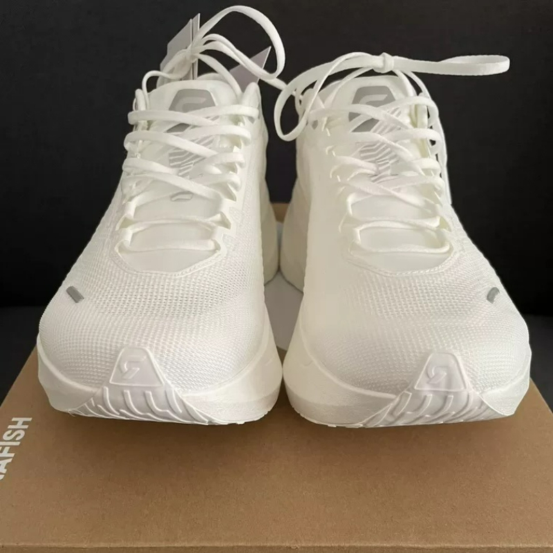 DYNAFISH Training Shoes For Me - Men Shoes Vs Women review and price