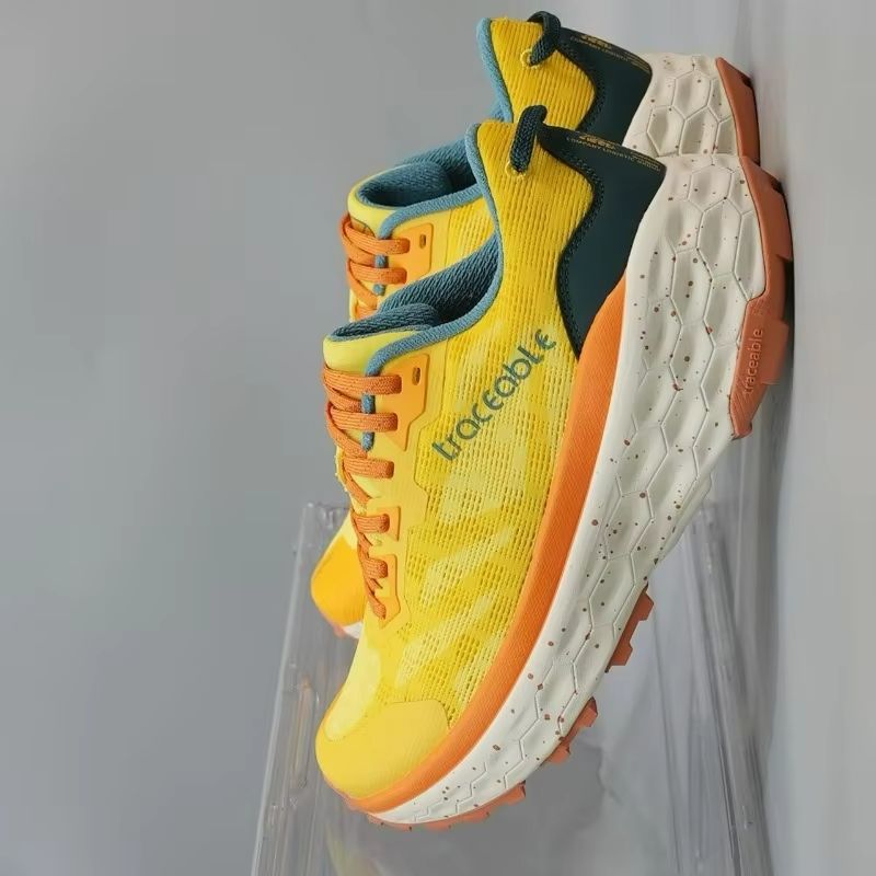 2026 New Autumn Trail Running  - Men Shoes Vs Women review and price
